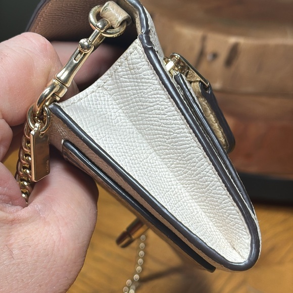 COACH Slim Turnlock Envelope Wallet With Chain - Picture 15 of 16
